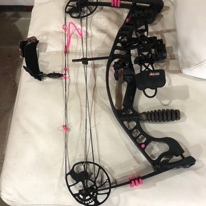 Hoyt Compound Bow & hard case